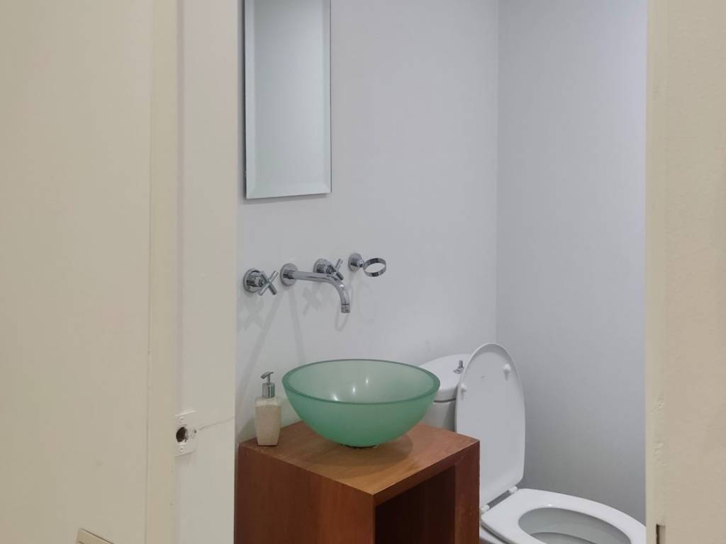 erithros_commercial_office_for_rent