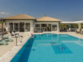 ALMYRA RESIDENCE & SPA