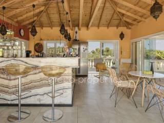 ALMYRA RESIDENCE & SPA