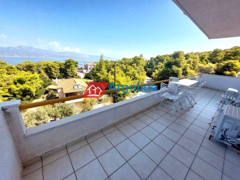 Θέα από μπαλκόνι