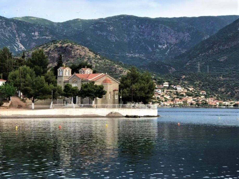 5&#039; APO TO LIMANI TES GLYPHAS ME TO KARABAKI