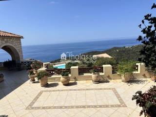 Θέα από μπαλκόνι