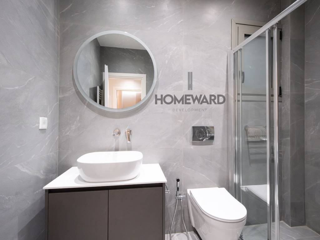 sygchrones aisthetikes mpanio