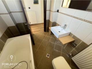 Forumland Real Estate, Mpanio me mpaniera