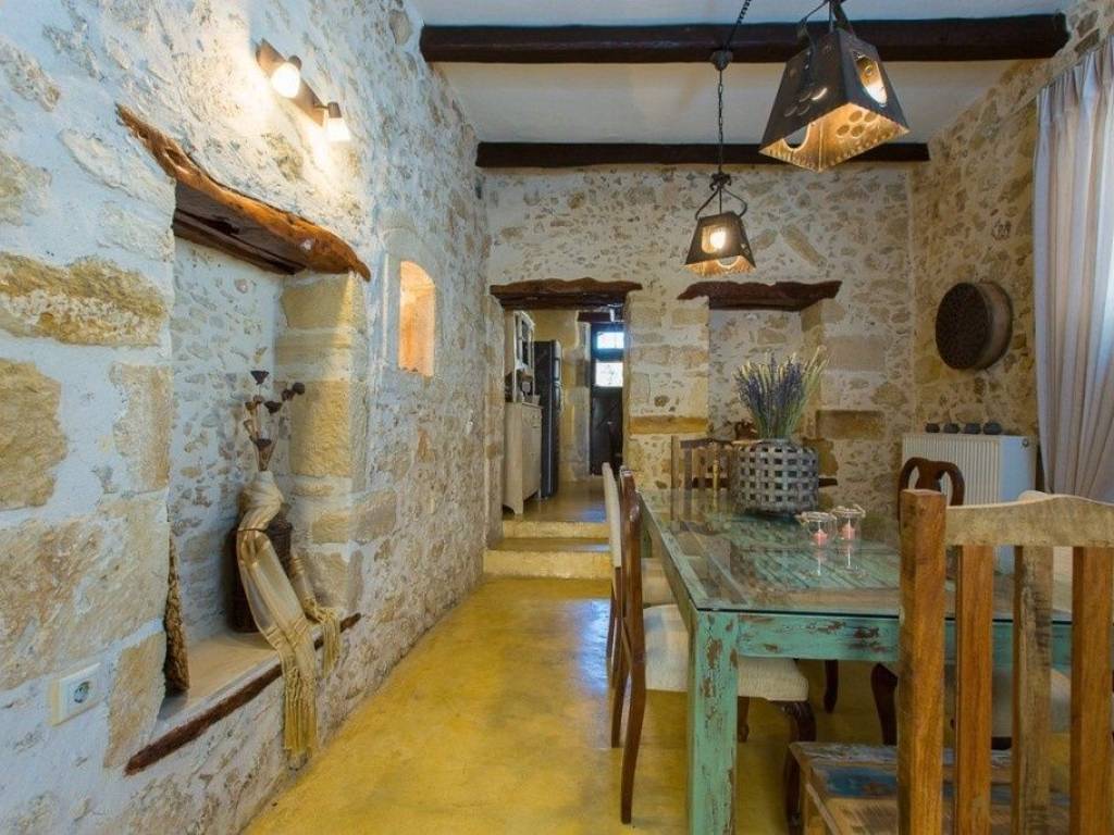 Εσωτερικοι χώροι