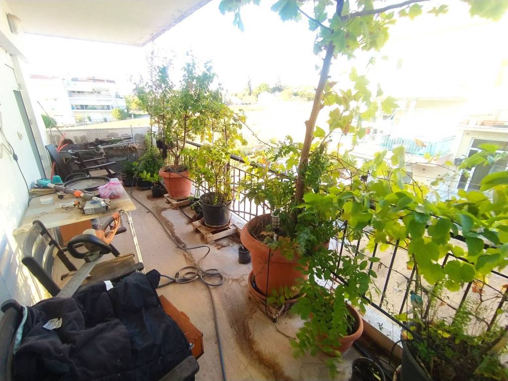 ANYPLACE MESITIKES YPERESIES