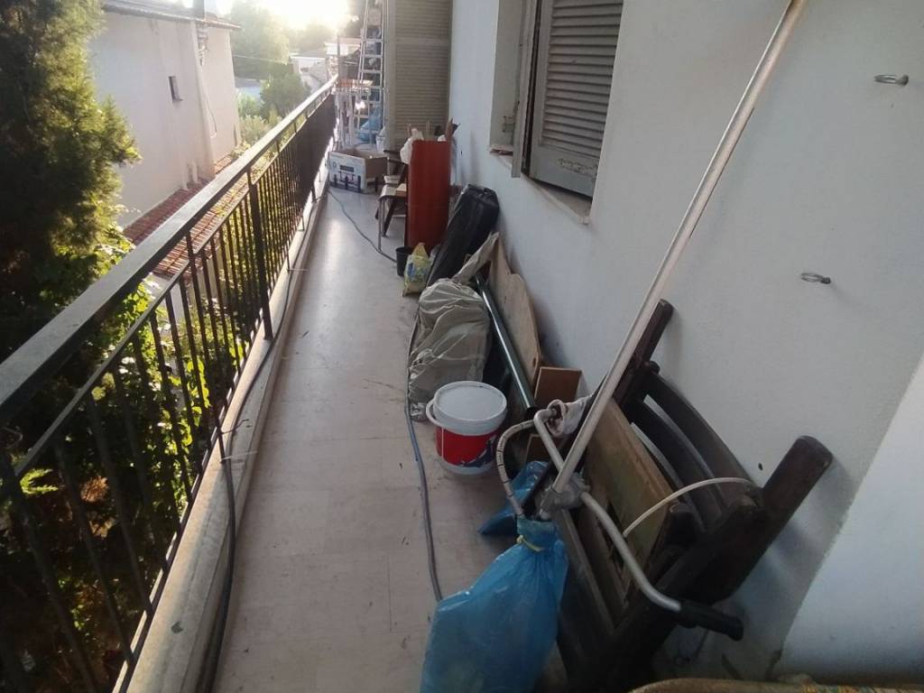 ANYPLACE MESITIKES YPERESIES