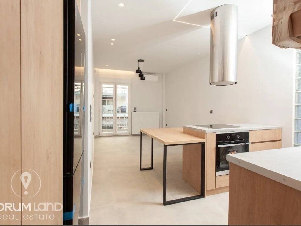 Forumland Real Estate, Σαλοκουζίνα