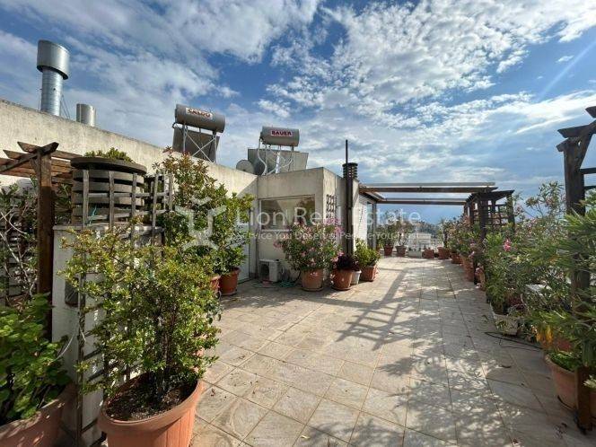 Θέα από μπαλκόνι