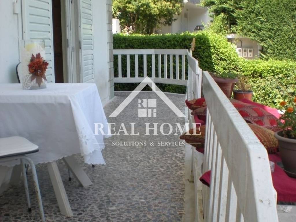 Θέα από μπαλκόνι