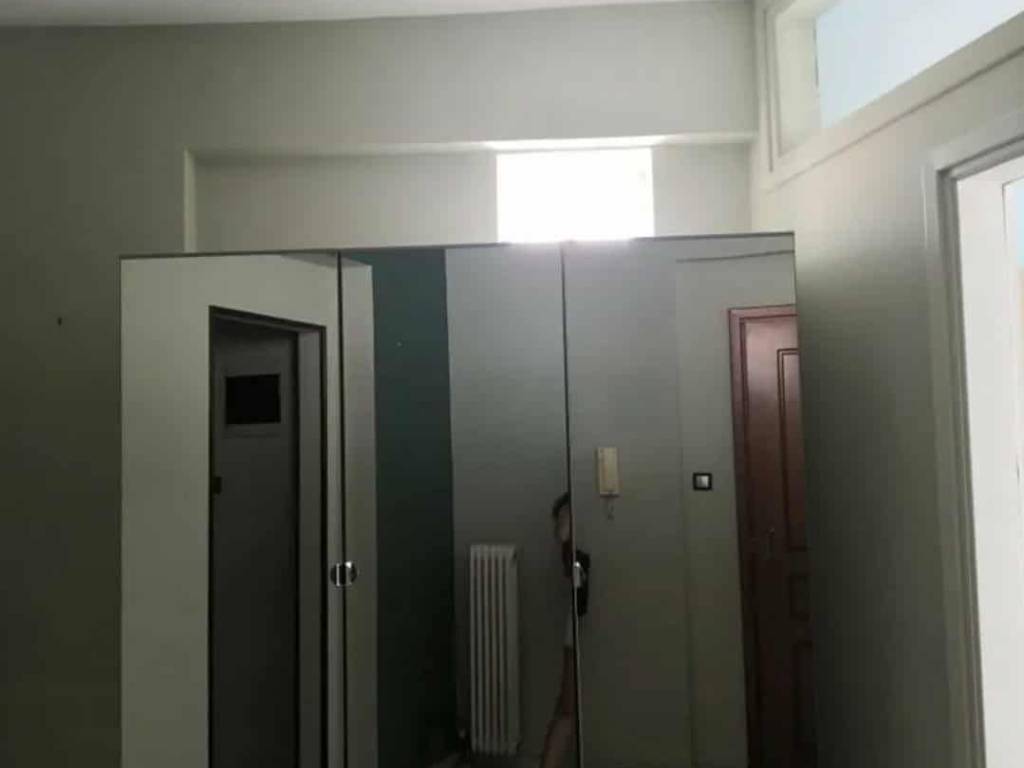 Ντουλάπα υπνοδωματίου