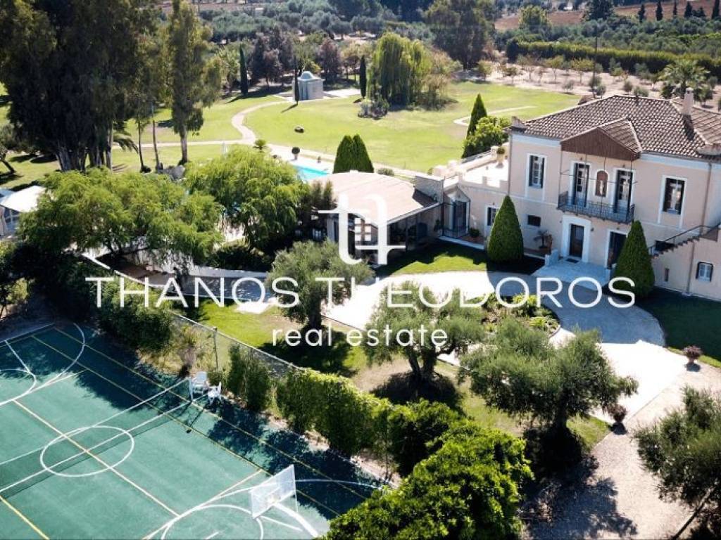 Εσωτερικοι χώροι