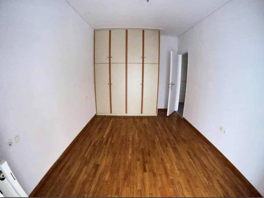 Ypnodomatio me entoichismene ntoylapa