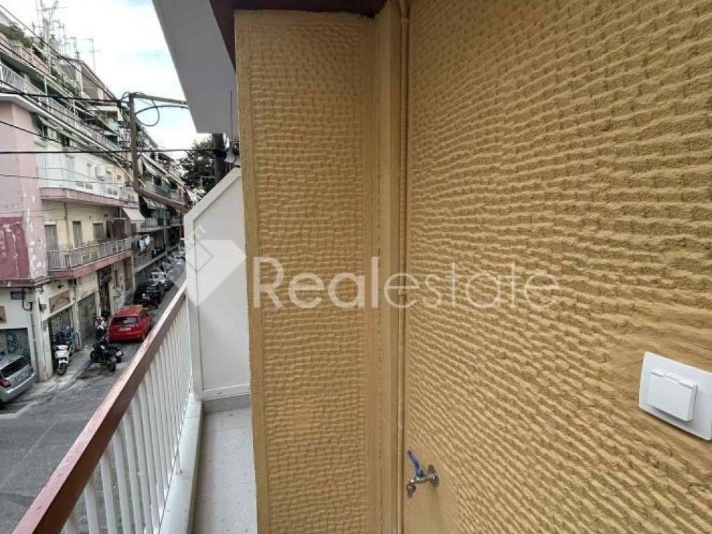 Θέα από μπαλκόνι