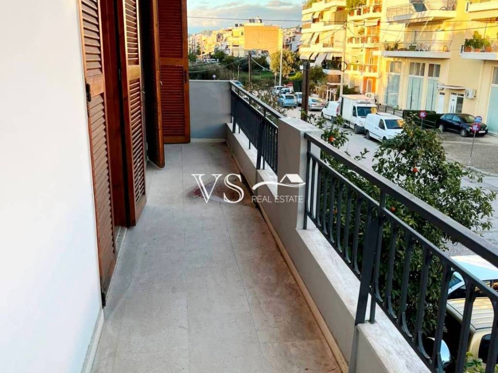 Θέα απο μπαλκόνι