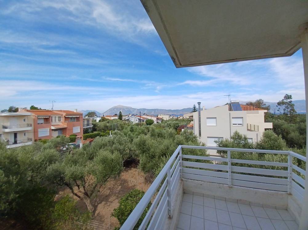 Θέα απο μπαλκόνι