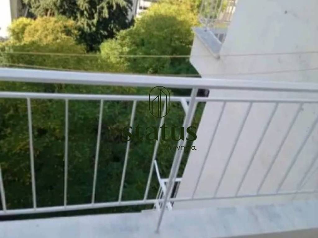 Θέα απο μπαλκόνι