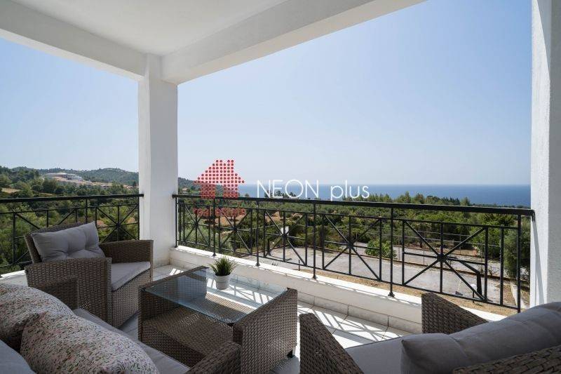 Θέα από μπαλκόνι