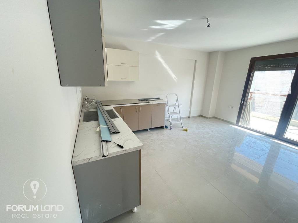 Forumland Real Estate, Σαλοκουζίνα