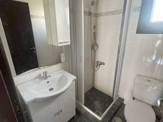 Forumland Real Estate, Μπάνιο