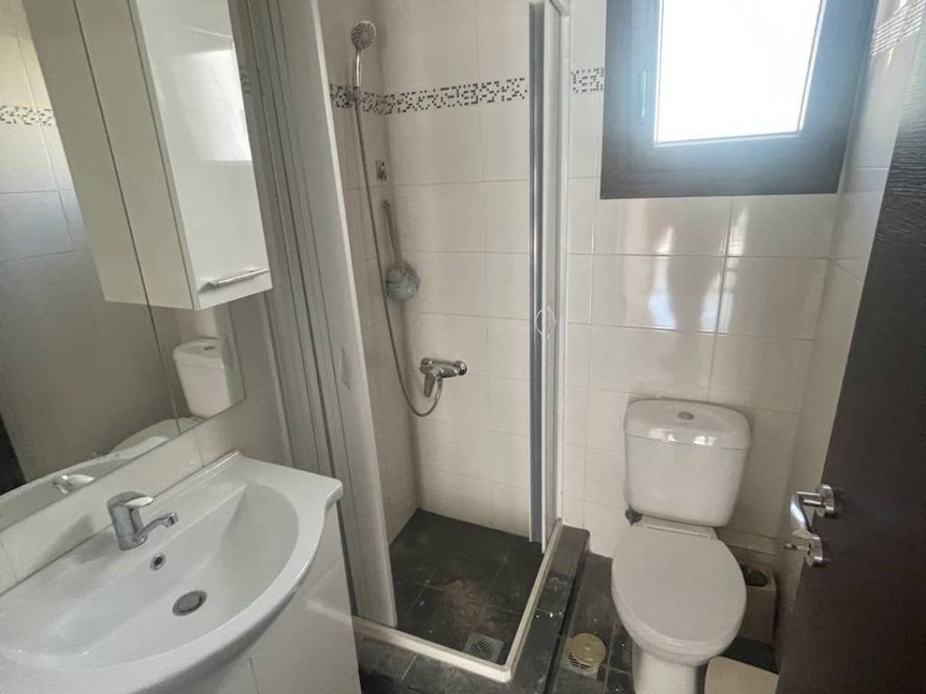 Forumland Real Estate, Μπάνιο