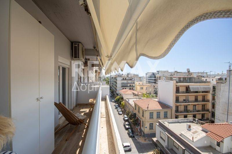 Θέα από μπαλκόνι