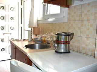 ΚΟΥΖΙΝΑ ΙΣΟΓΕΙΟΥ