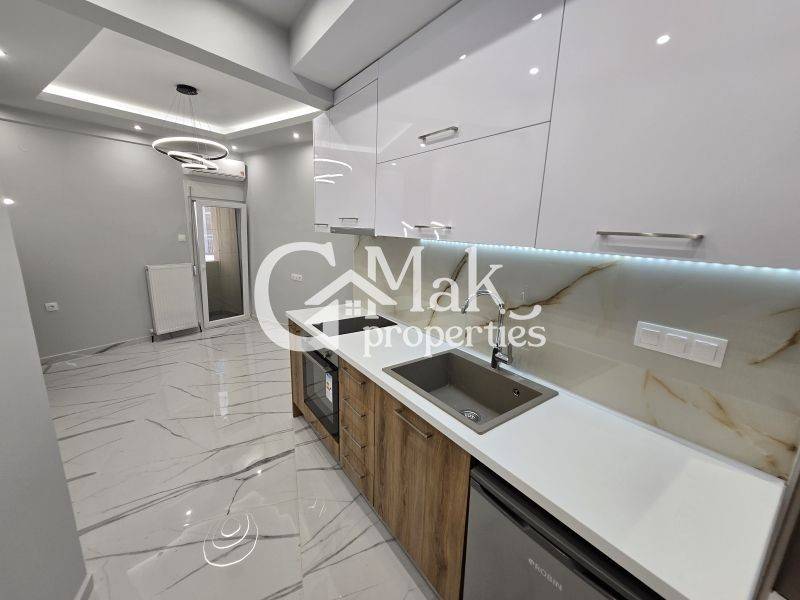 Σαλοκουζίνα