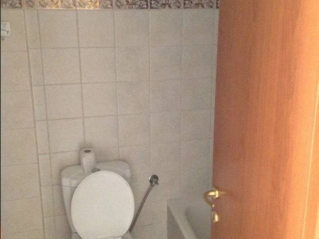 Forumland Real Estate, Μπάνιο