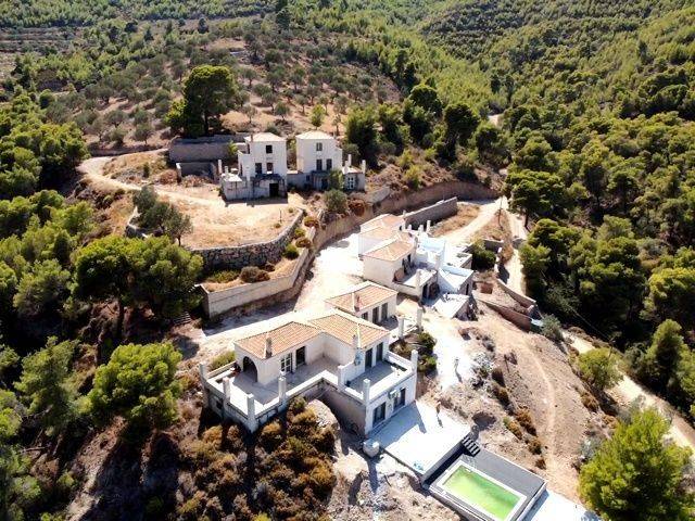 Εσωτερικοι χώροι