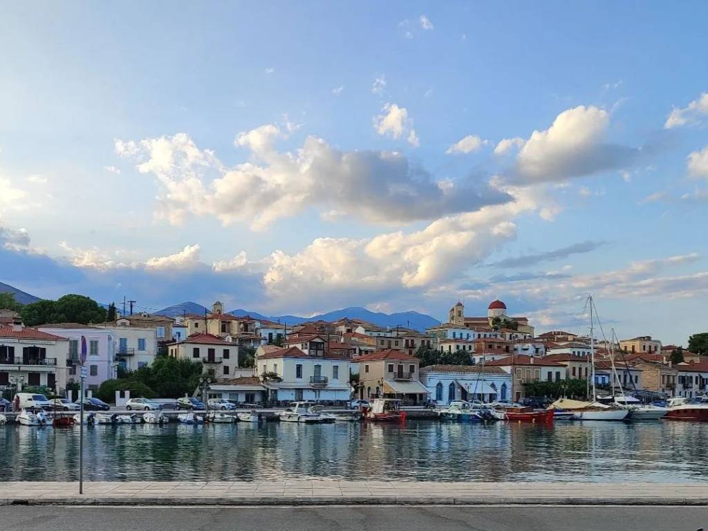 ΓΑΛΑΞΙΔΙ-ΛΙΜΑΝΙ