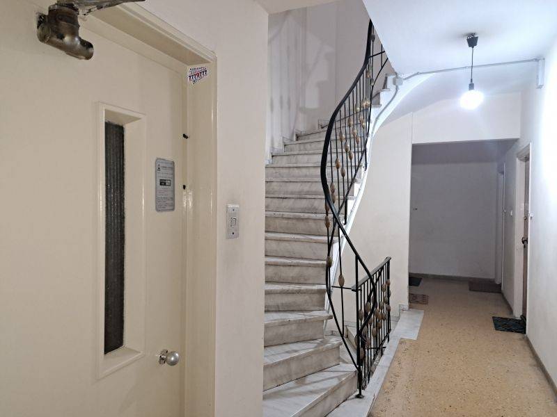 diamerisma-goudi-70tm--nosileutiki-sxoli-ependytiko--8-2236.