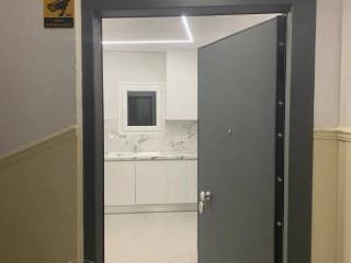 Forumland Real Estate, Είσοδος