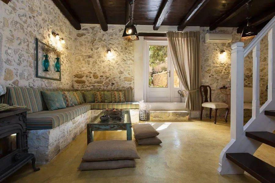 Εσωτερικοι χώροι