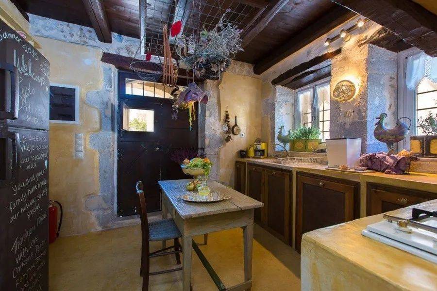 Εσωτερικοι χώροι