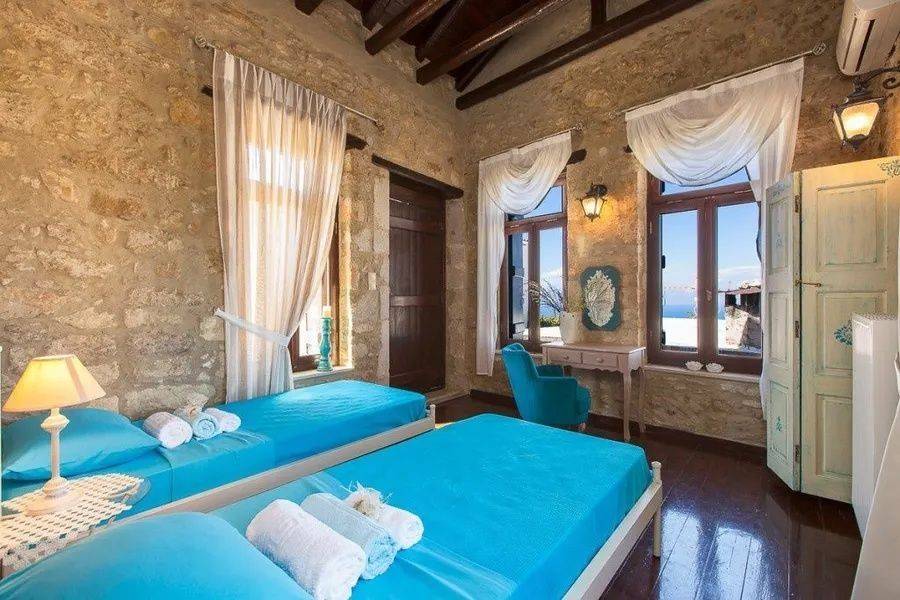 Εσωτερικοι χώροι