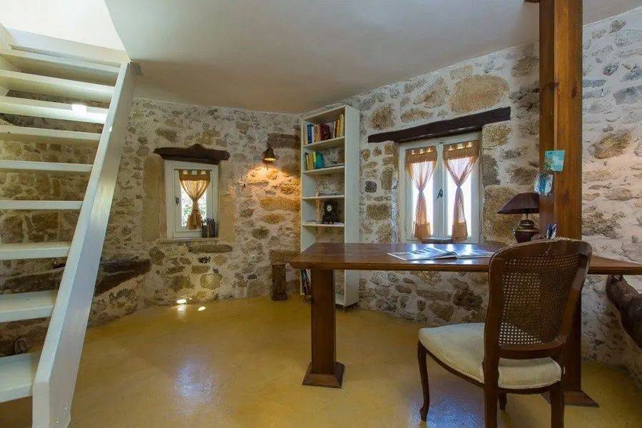 Εσωτερικοι χώροι