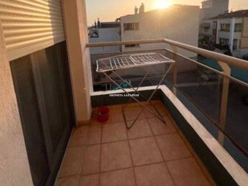 Οπίσθιο Μπαλκόνι