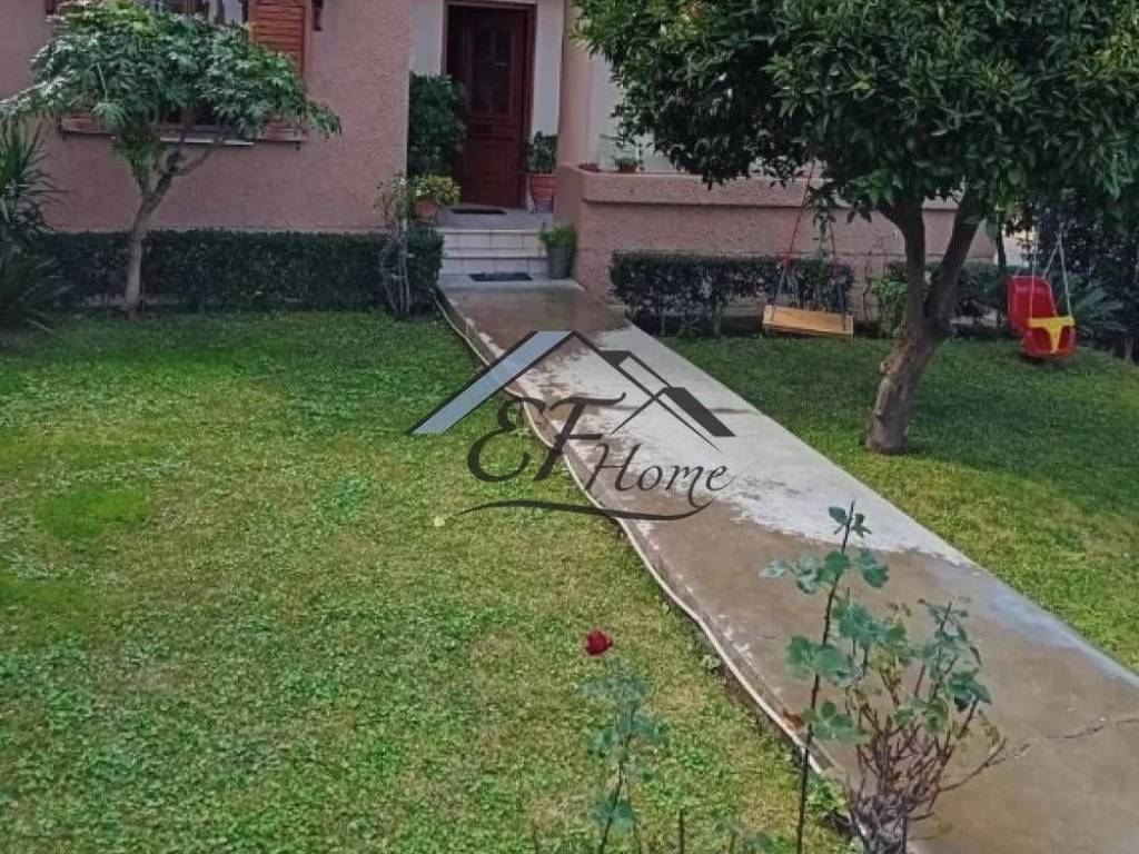 Εξωτερικά διαμορφωμένος χώρος 