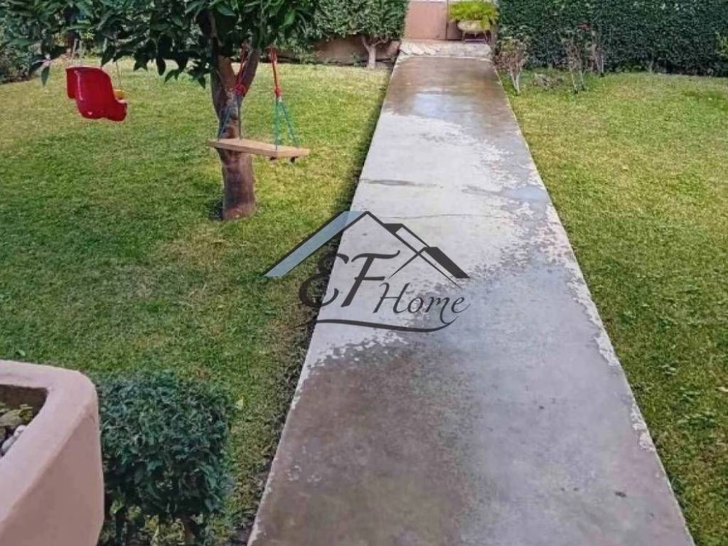 Εξωτερικά διαμορφωμένος χώρος