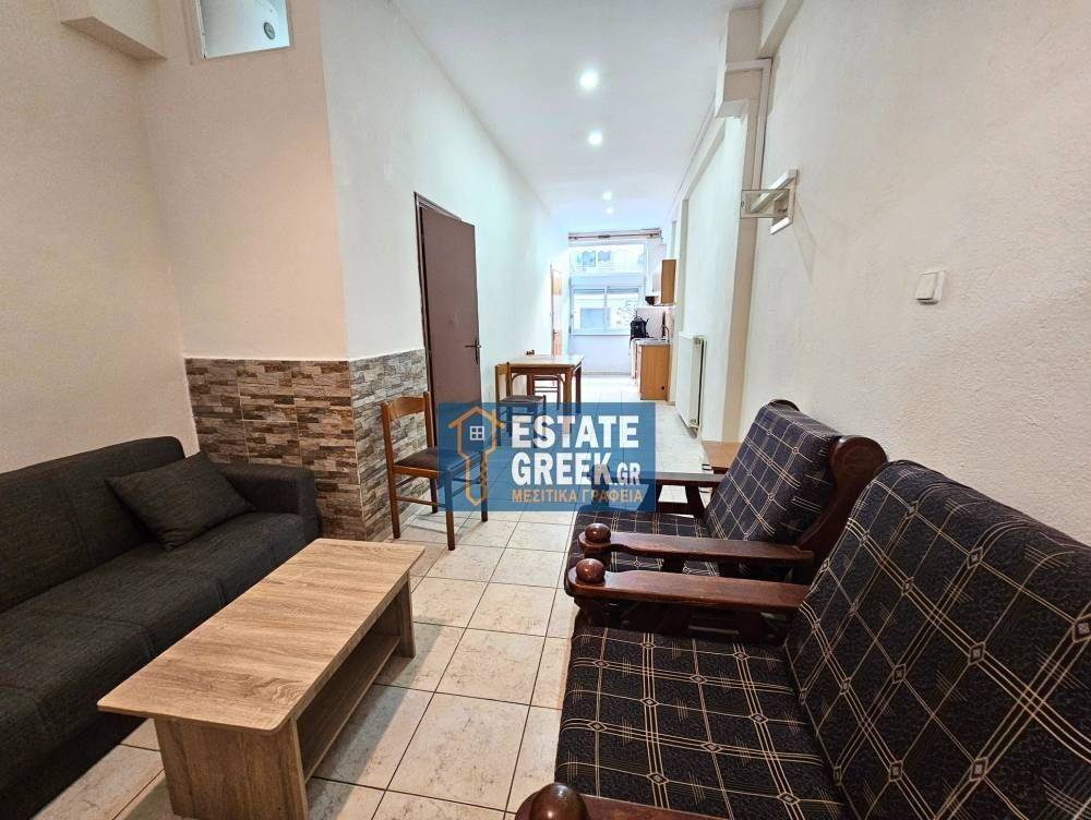 ★ ΝΟΙΚΙΑΣΜΕΝΗ ΜΕ 280 € μηνιαίως ★ ΑΝΑΚΑΙΝΙΣΗ 2003 ★ Πλήρως επιπλωμένη ★ ΜΕ αυλή