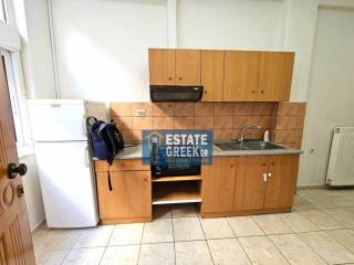 ★ ΝΟΙΚΙΑΣΜΕΝΗ ΜΕ 280 € μηνιαίως ★ ΑΝΑΚΑΙΝΙΣΗ 2003 ★ Πλήρως επιπλωμένη ★ ΜΕ αυλή