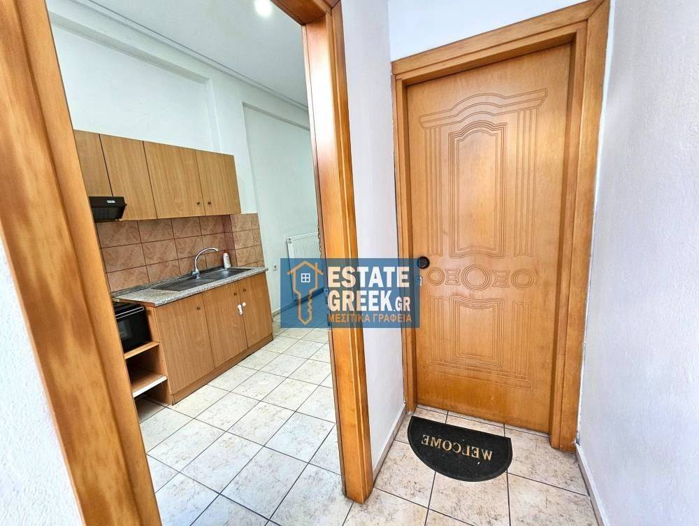 ★ ΝΟΙΚΙΑΣΜΕΝΗ ΜΕ 280 € μηνιαίως ★ ΑΝΑΚΑΙΝΙΣΗ 2003 ★ Πλήρως επιπλωμένη ★ ΜΕ αυλή