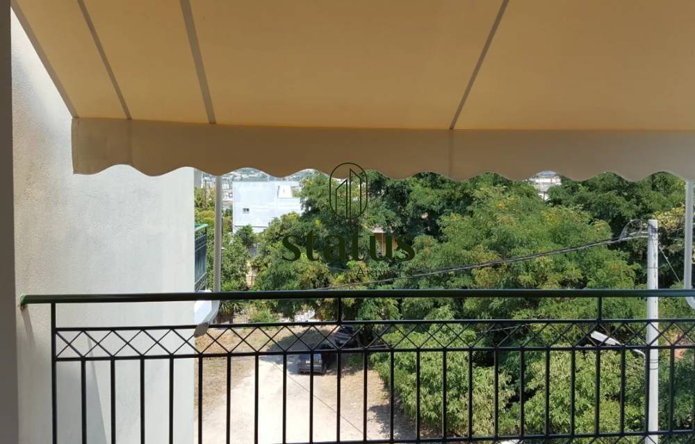 Θέα απο μπαλκόνι