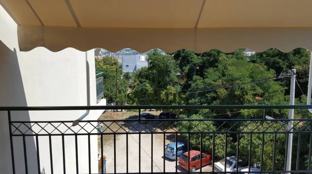 Θέα απο μπαλκόνι