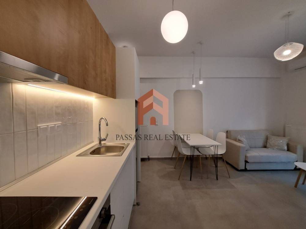 Σαλοκουζίνα