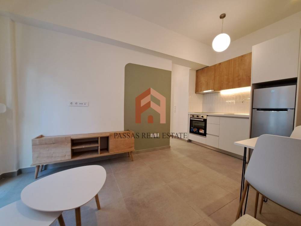 Σαλοκουζίνα