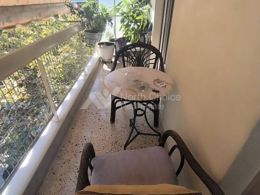 Θέα από μπαλκόνι