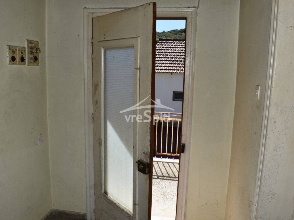 ΕΣΩΤΕΡΙΚΗ ΑΠΟΨΗ ΟΙΚΙΑΣ