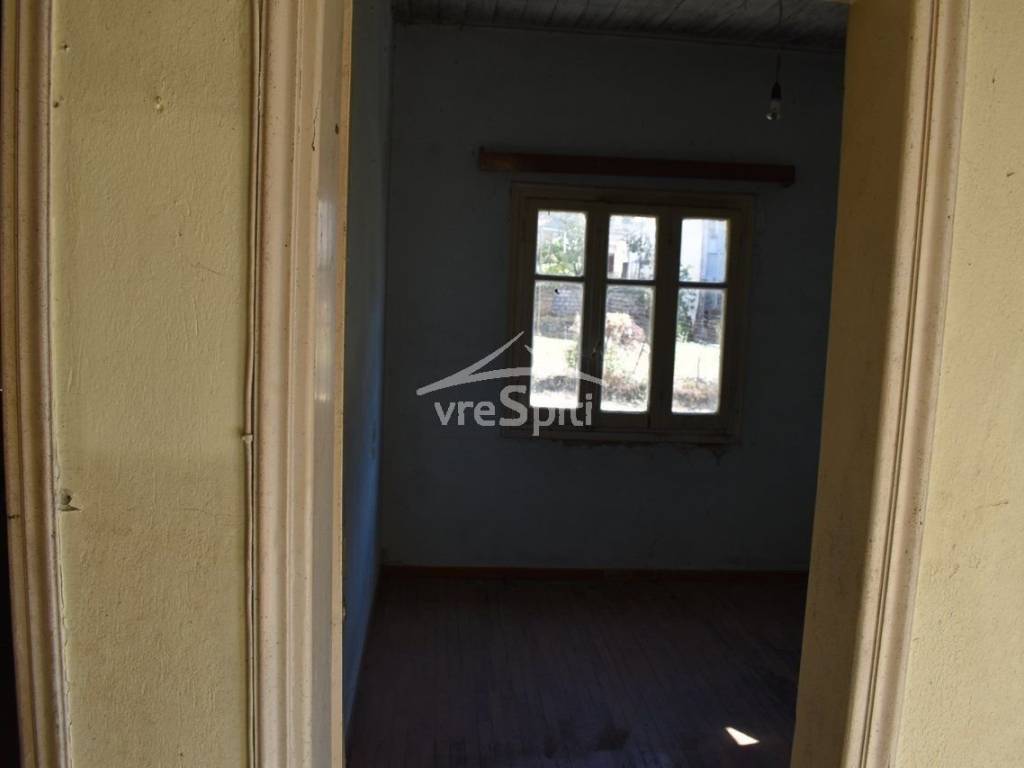 ΕΣΩΤΕΡΙΚΗ ΑΠΟΨΗ ΟΙΚΙΑΣ